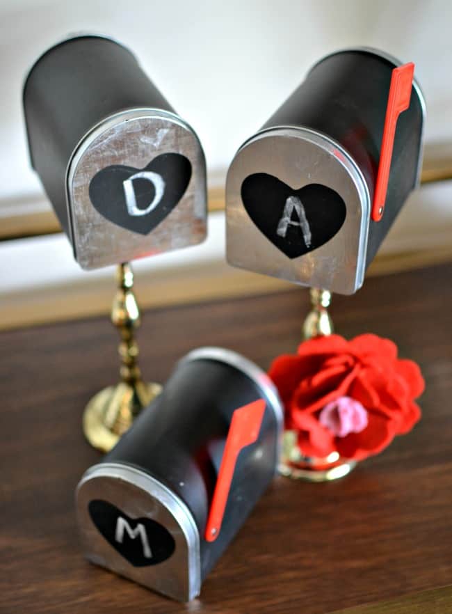 Valentine's Day Mailboxes DIY + Printable Love Notes